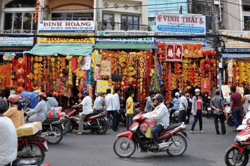 Phong tục ăn Tết của người Hoa ở Sài Gòn