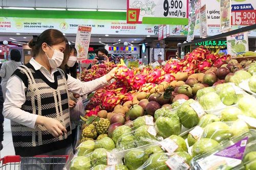 Thị trường ngày Tết: Mở hàng sớm, giá nhích nhẹ