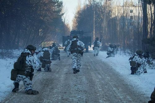 Quân đội Ukraine tập trận ở vùng cấm gần Chernobyl