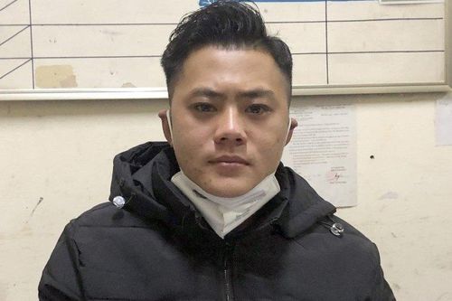 Bà lão bị cướp tiền khi đi xe máy