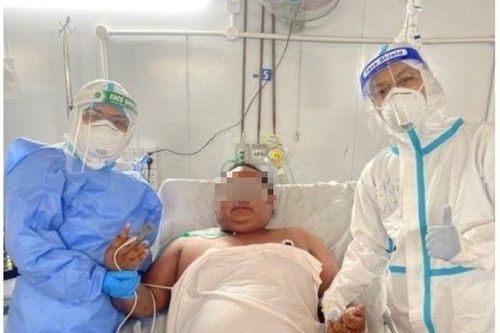 Chàng trai 140kg thoát cửa tử Covid-19 sau 84 ngày chạy ECMO