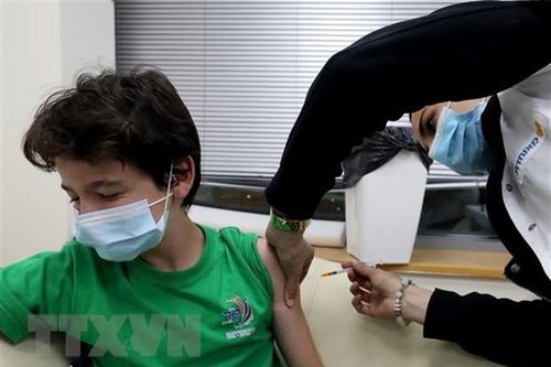 Thái Lan cấp phép tiêm vaccine Sinovac và Sinopharm cho trẻ từ 6 tuổi