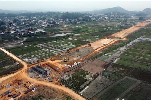 Bộ GTVT thúc tiến độ giải ngân dự án giao thông ngay từ đầu năm