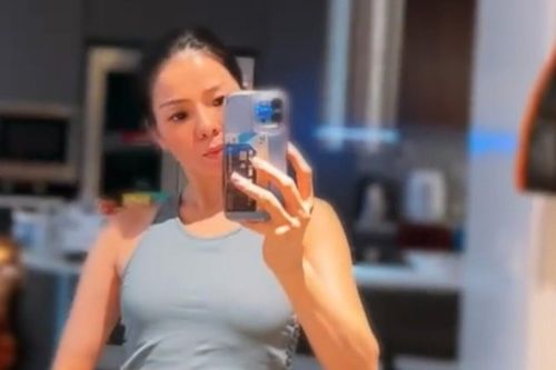 Vừa hết Tết, Lệ Quyên liền lao vào tập luyện giảm cân vì xuất hiện bụng mỡ