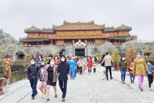 Cố đô Huế đón gần 50.000 du khách trong dịp Tết Nhâm Dần