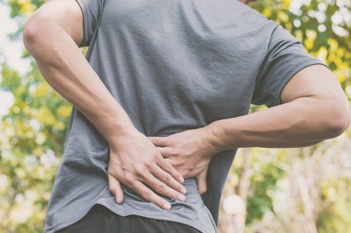 Nguyên nhân đau mỏi lưng, cổ ở người trẻ