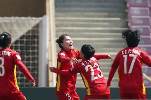 HLV Mai Đức Chung: 'Đội tuyển nữ Việt Nam hoàn thành lời hứa với người hâm mộ'