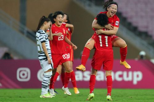 Sau kì tích của Việt Nam, Trung Quốc ngược dòng vô địch khó tin