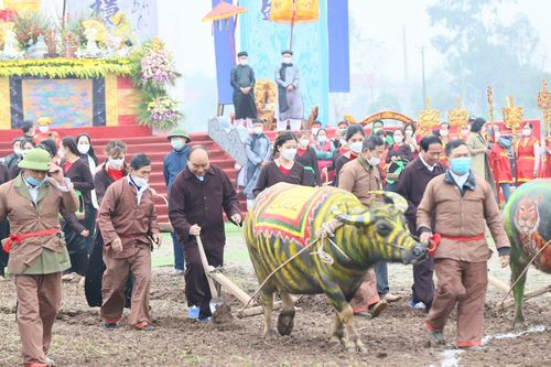Chủ tịch nước Nguyễn Xuân Phúc dự Lễ hội Tịch điền