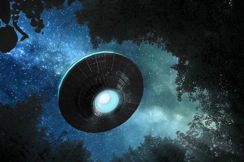 Những vụ chạm trán UFO kỳ quái nhất lịch sử: Đố ai lý giải!