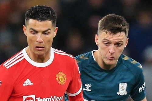 Cầu thủ Middlesbrough choáng với vẻ đẹp của Ronaldo ở ngoài đời