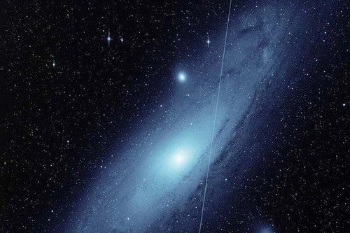 Vệ tinh Starlink của SpaceX có nguy cơ cản trở hoạt động thiên văn