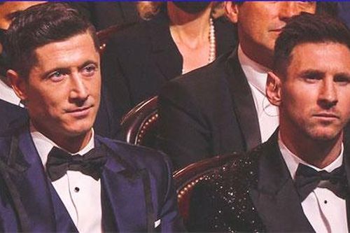 Lewandowski: 'Lúc này, Messi khó duy trì phong độ cao như Ronaldo!'