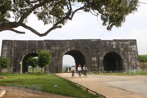 Thành Nhà Hồ - Tòa thành kiến trúc đá 'độc nhất vô nhị'