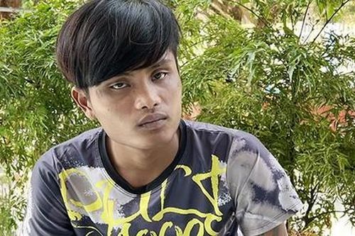 Bắt nghịch tử dùng kéo đâm chết mẹ ruột chỉ vì bị la mắng