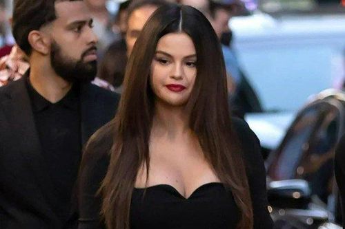 Selena Gomez học cách buông bỏ tình yêu trong MV mới
