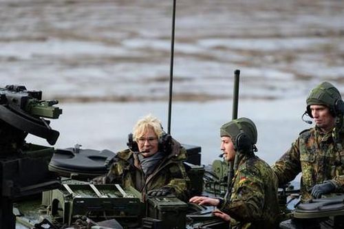 Đức tiết lộ việc triển khai quân mới cho sườn phía đông của NATO