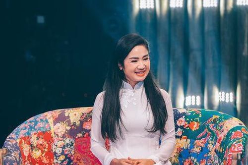 NSND Thu Hà kể về thời là 'nữ hoàng ảnh lịch' thập niên 1990
