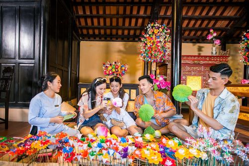 Du lịch Việt đầu Xuân mới khởi sắc tưng bừng khắp ba miền