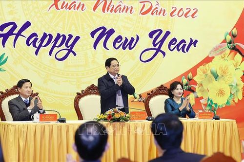 Thủ tướng Phạm Minh Chính thăm và chúc Tết ngành Ngân hàng