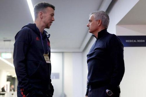 Perisic là cơn đau đầu của HLV Mourinho