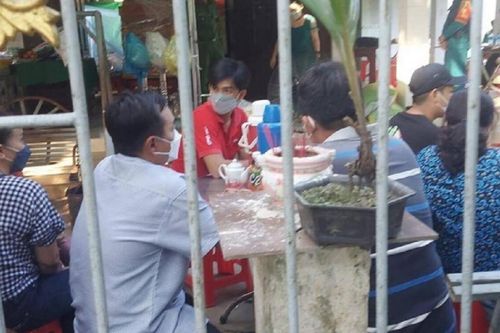 Cự cãi dẫn đến xô xát, vợ chụp lấy cây kéo đâm chồng tử vong