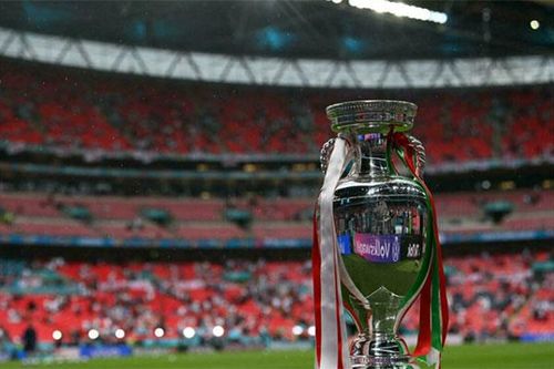 Vương quốc Anh và Ireland 'bỏ' đăng cai World Cup 2030