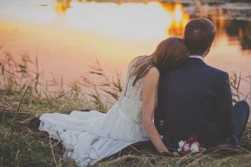 Khám phá những động tác mang lại cảm xúc ngọt ngào, quyến rũ hơn cả tình dục