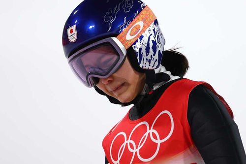 5 VĐV trượt tuyết bị loại khỏi Olympic Bắc Kinh vì bộ áo liền quần