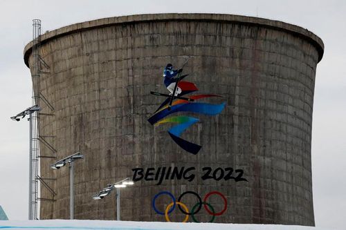 Cột tháp khổng lồ gây chú ý trong bức ảnh thi đấu ở Olympic