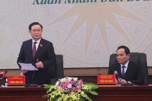 Chủ tịch Quốc hội làm việc với Ban Thường vụ Thành ủy Hải Phòng