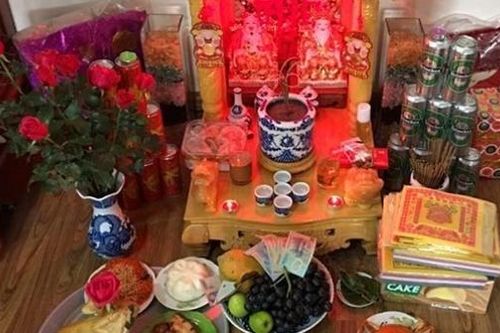 Văn khấn ngày vía Thần Tài mùng 10 tháng Giêng 2022 chuẩn nhất