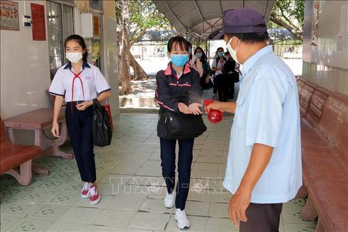 Kiểm soát chặt chẽ, đảm bảo an toàn phòng dịch COVID-19 trong trường học