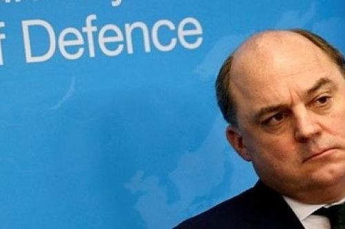 Anh đe trừng phạt Nga, Moscow nói 'sẵn sàng bình thường hóa quan hệ' với London