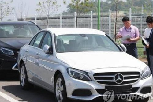 Mercedes-Benz bị phạt 16,9 triệu USD do gian lận khí thải