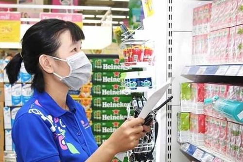 Doanh nghiệp cạnh tranh lương, thưởng để thu hút nhân tài ngành tiêu dùng nhanh