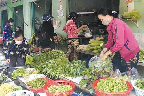 Đi chợ đầu năm