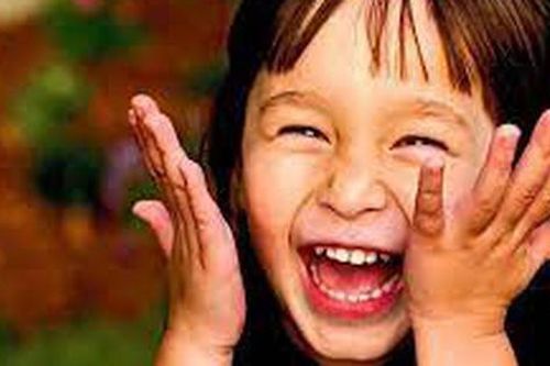 Bố mẹ làm điều này ngay từ khi con còn bé, tương lai sẽ tạo ra những đứa trẻ HẠNH PHÚC và THÀNH CÔNG