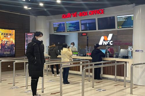 Khán giả Hà Nội quay trở lại rạp phim