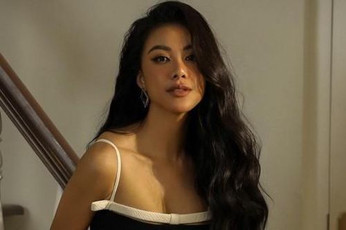 Kim Duyên 'khai máy' đầu năm với bộ ảnh cực 'nóng bỏng', thông báo 'tin vui' ở tuổi 27