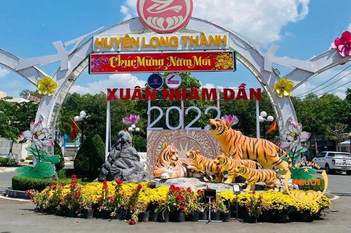 3 linh vật hổ con đoàn tụ cùng gia đình sau khi bị người dân 'bắt cóc'