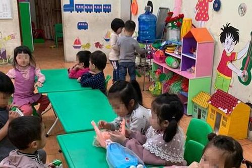 Lách luật trông trẻ tại nhà