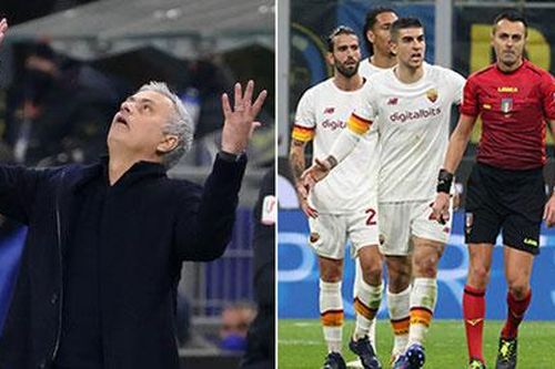 Mourinho lại nổi điên với học trò