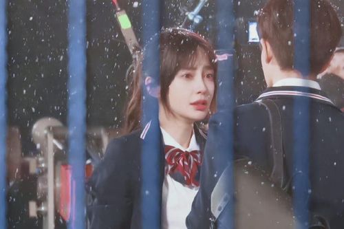 Hé lộ tạo hình học sinh cấp 3 của Nhậm Gia Luân - AngelaBaby trong phim mới:Nhan sắc đỉnh cao như tuổi 18
