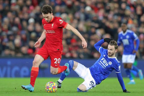 Kết quả Ngoại Hạng Anh: Liverpool thắng dễ, Arsenal vượt Man Utd
