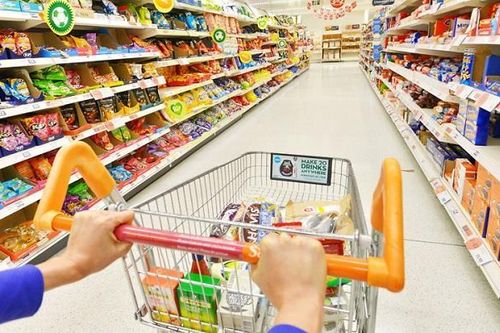 Giảm 2% thuế VAT: Khách mù mờ thông tin, nhiều nơi bán chưa thực hiện