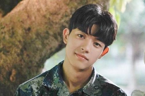 8 bí mật của trai đẹp Park Solomon 'All Of Us Are Dead': Từng muốn làm idol, mê BIGBANG