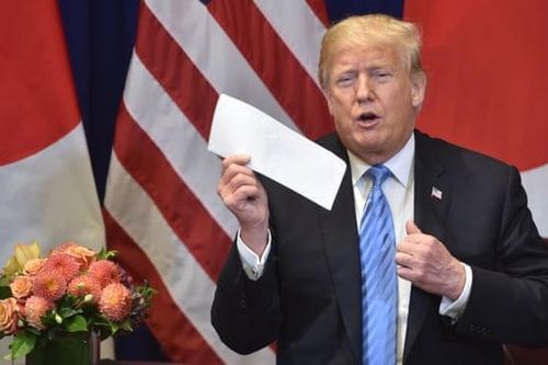 Ông Donald Trump bị thu lại lá thư của Chủ tịch Triều Tiên gửi