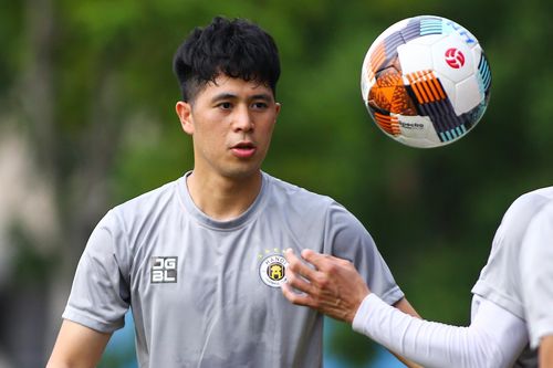 Trung vệ Đình Trọng chia tay Hà Nội FC để gia nhập đội bóng nào?