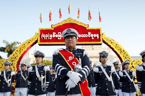 Chính quyền quân sự Myanmar diễu binh kỷ niệm Ngày Liên bang